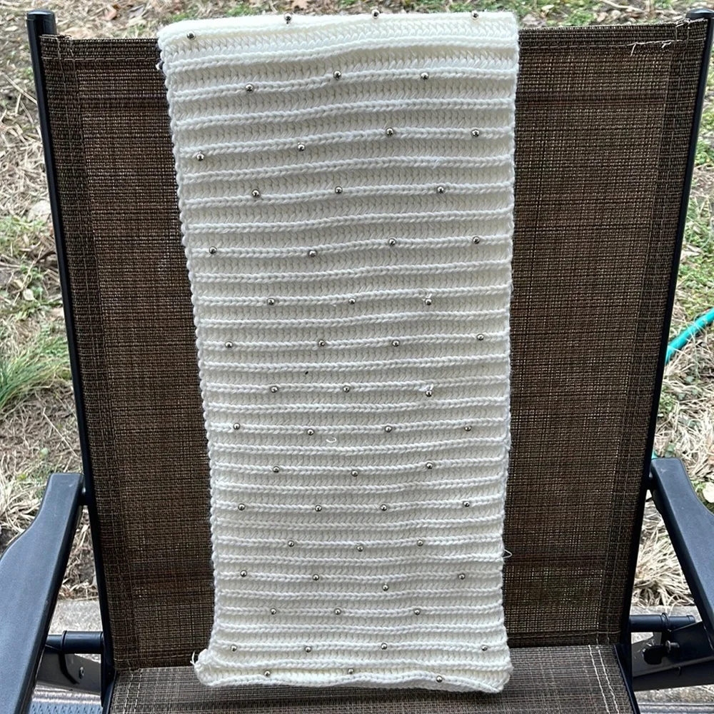 Women’s Ivory Knit Infinity Scarf